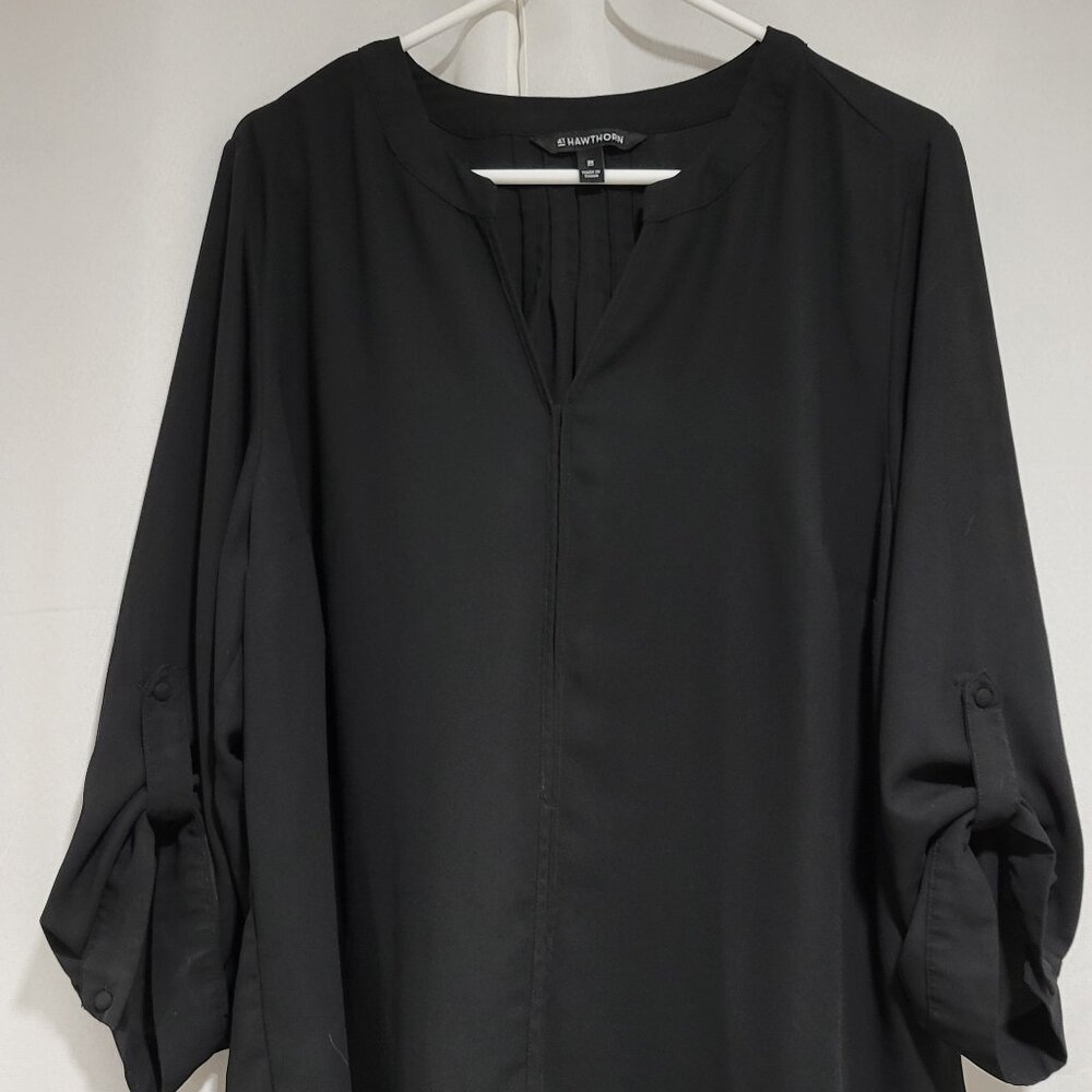 41 Hawthorne black 3/4 roll tab sleeve blouse